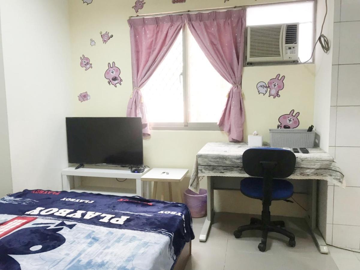 Tainan Da Ren Ju Apartment Bagian luar foto