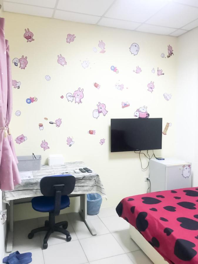 Tainan Da Ren Ju Apartment Bagian luar foto