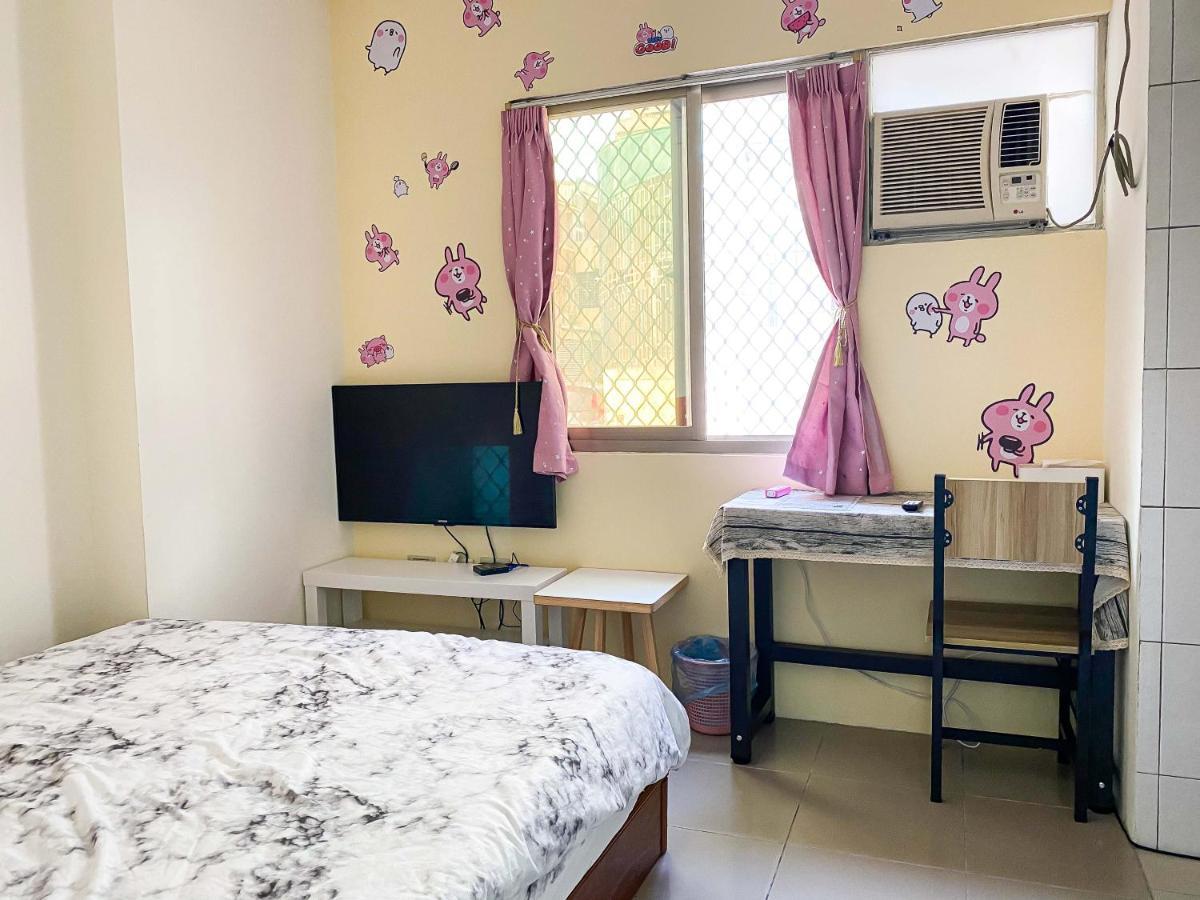 Tainan Da Ren Ju Apartment Bagian luar foto